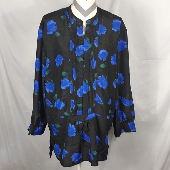 Larry Levine Peplum Blouse  - Picture 7 of 7